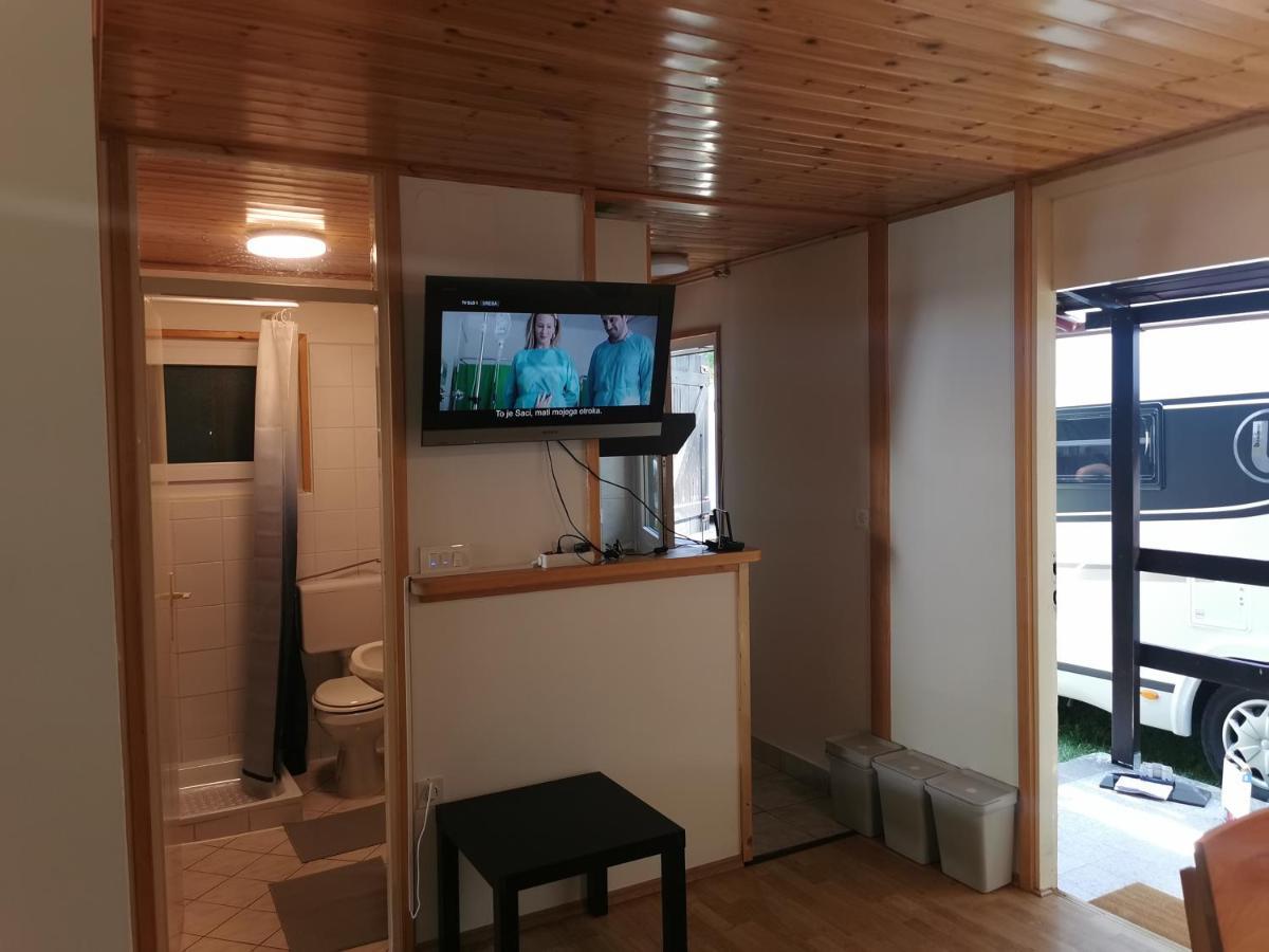 Pocitniska Hiska Polovnik Appartement Bovec Buitenkant foto